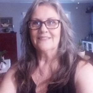 Meet your Posher, Toni